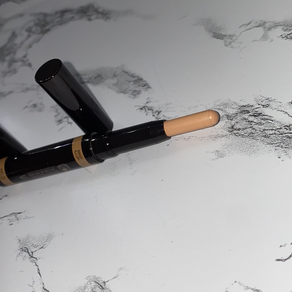 NWOB Laura Mercier secret camouflage bright&correct duo 3N
No box
Never used - Picture 2 of 5